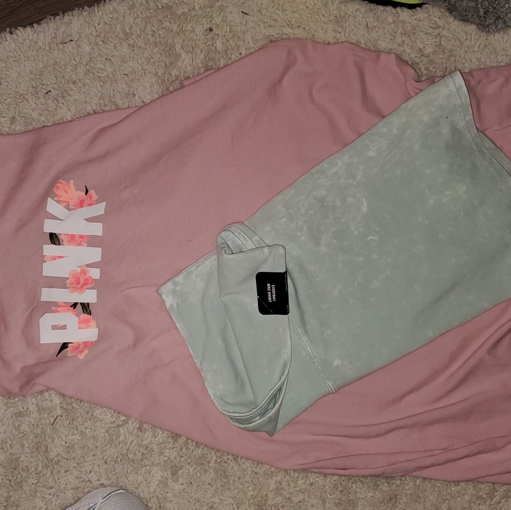 Pink Top only💜💜💜💜